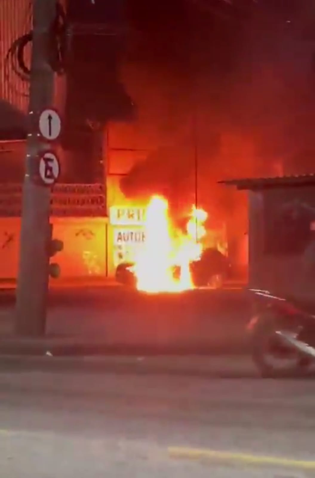 Miliciano frente de Guaratiba caiu no ‘tribunal’ e teve corpo em carro incendiado achado em área do CV