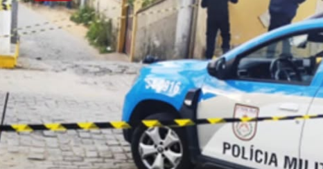 Jovem de 28 anos foi morta pelo namorado em Bom Jardim (RJ). Suspeito foi baleado por PMs