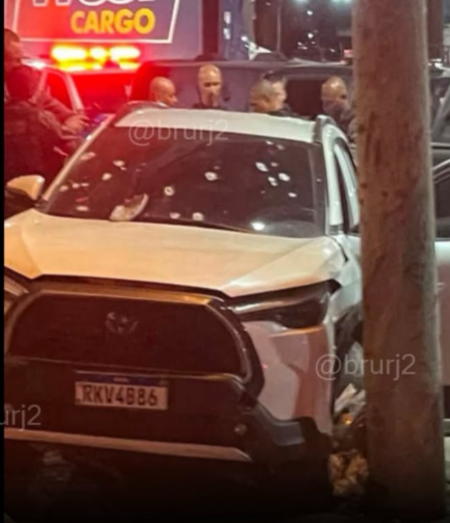 Quatro bandidos do CV e um PM mortos em confronto na Avenida Brasil